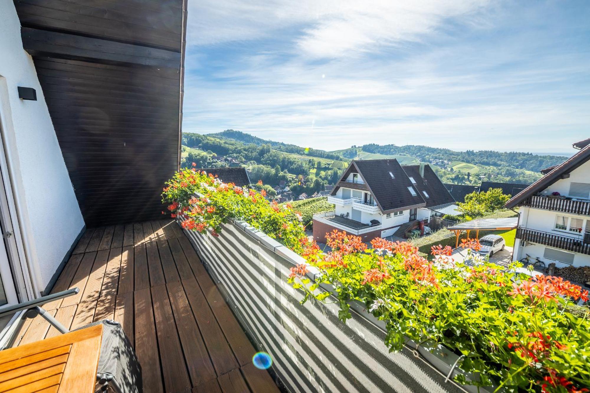 Renatas Ferienwohnung Sasbachwalden Exterior photo
